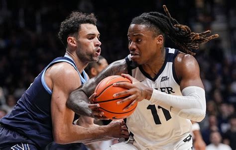 Villanova hosts Butler following Taylor's 20.